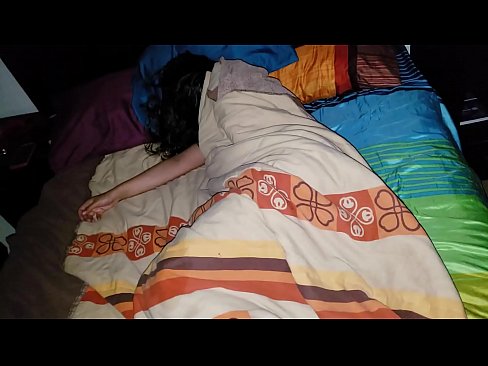 ❤️ Stiefson beréiert seng jonk Stéifmamm wärend hatt schléift. ❌ Porno op lb.analizatorkrovi.ru ❌